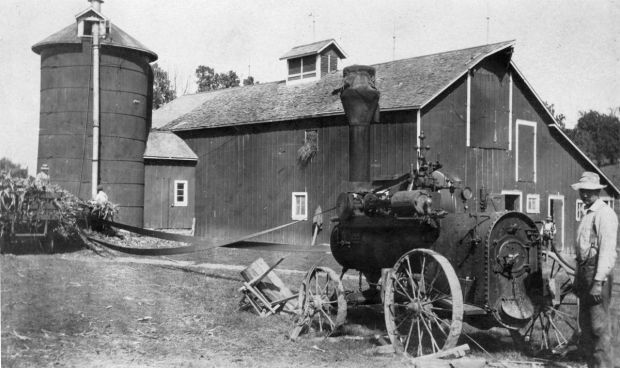 Hometown history: Steam engine in action in Holmen